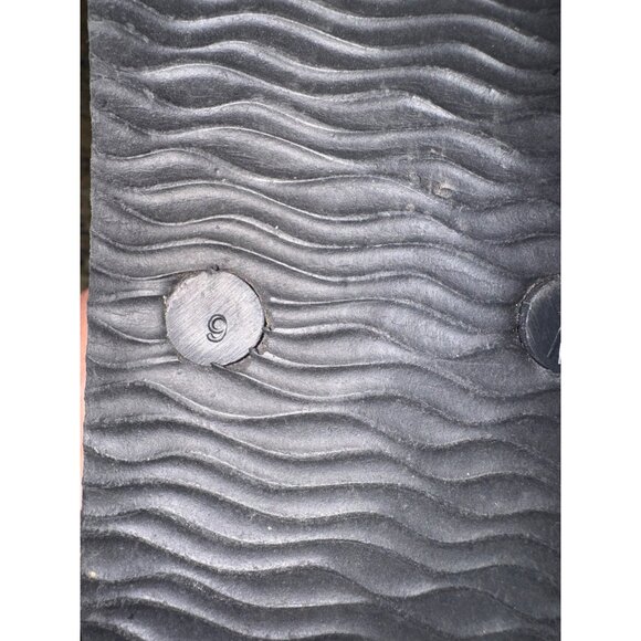 NWOT Hurley Black Mens Thong Flip Flops Sandals Size 9 Beach Casual Footwear - Picture 4 of 9